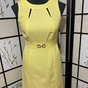 TAHARI Larry Lavine Yellow & White Polka Dot Sleeveless Dress